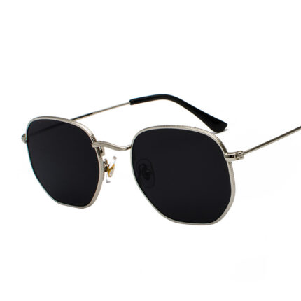 lunettes de soleil  de style littéraire tendances et à la mode pour hommes