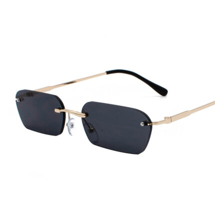 Lunettes de soleil tendances à la mode pour femmes