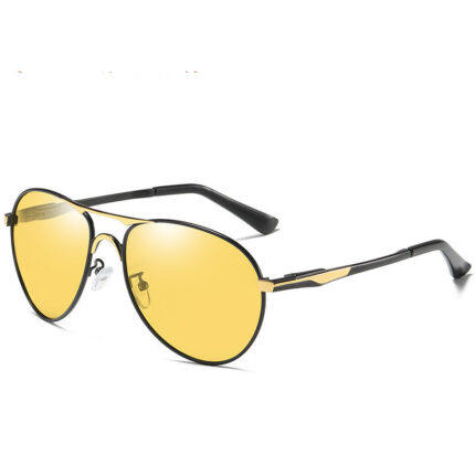 Lunettes de soleil à changement de couleur. Lunettes de vision nocturne