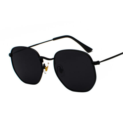 Lunettes tendances à la mode pour hommes et femmes