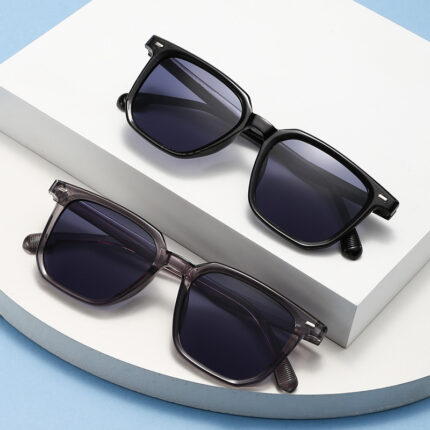 Lunettes de soleil rétro-tendance à la mode pour femmes