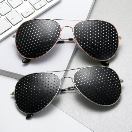 Lunettes avec micropores et petits trous tendances pour hommes et femmes