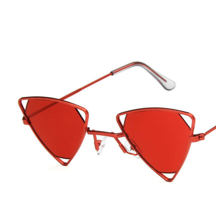 Lunettes de soleil rétro en alliage à la mode. Lunettes de soleil vintage gothique pour femmes