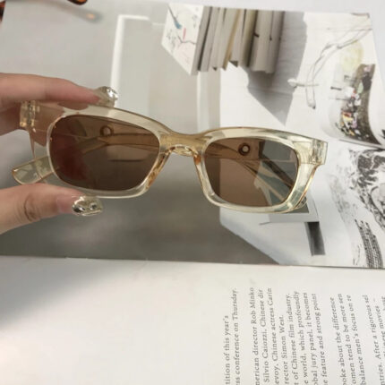 Lunettes de soleil carrées tendances à la mode pour hommes et femmes